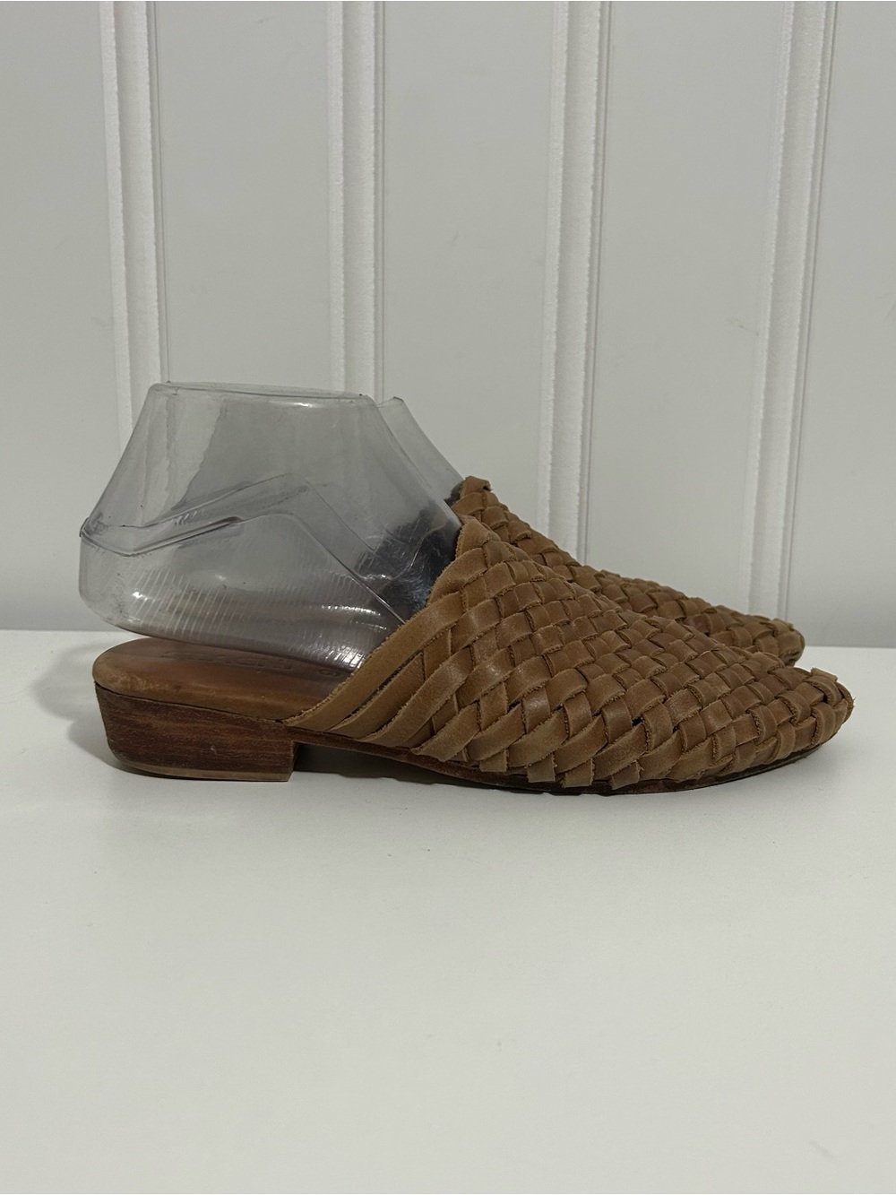 St Agni Woven Leather Slide Flats in Tan mule sandals